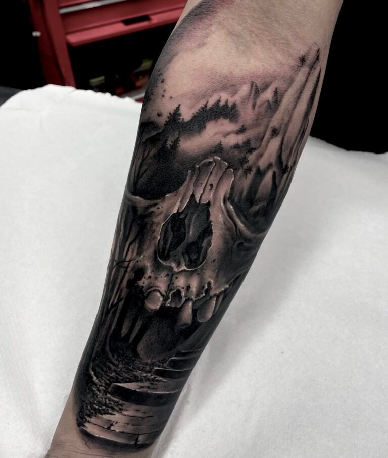 Tatuaje realista hecho en Ink & Blood, estudio de tatuajes en Palma de Mallorca