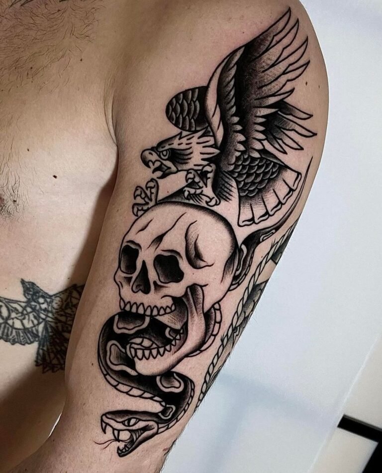 Tatuaje tradicional hecho en Ink & Blood, estudio de tatuajes en Palma de Mallorca